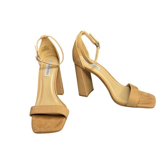 Steve Madden Women's sz 8.5 M Tan 4 inch Square Heel Ankle Strap Square Toe - Picture 1 of 13